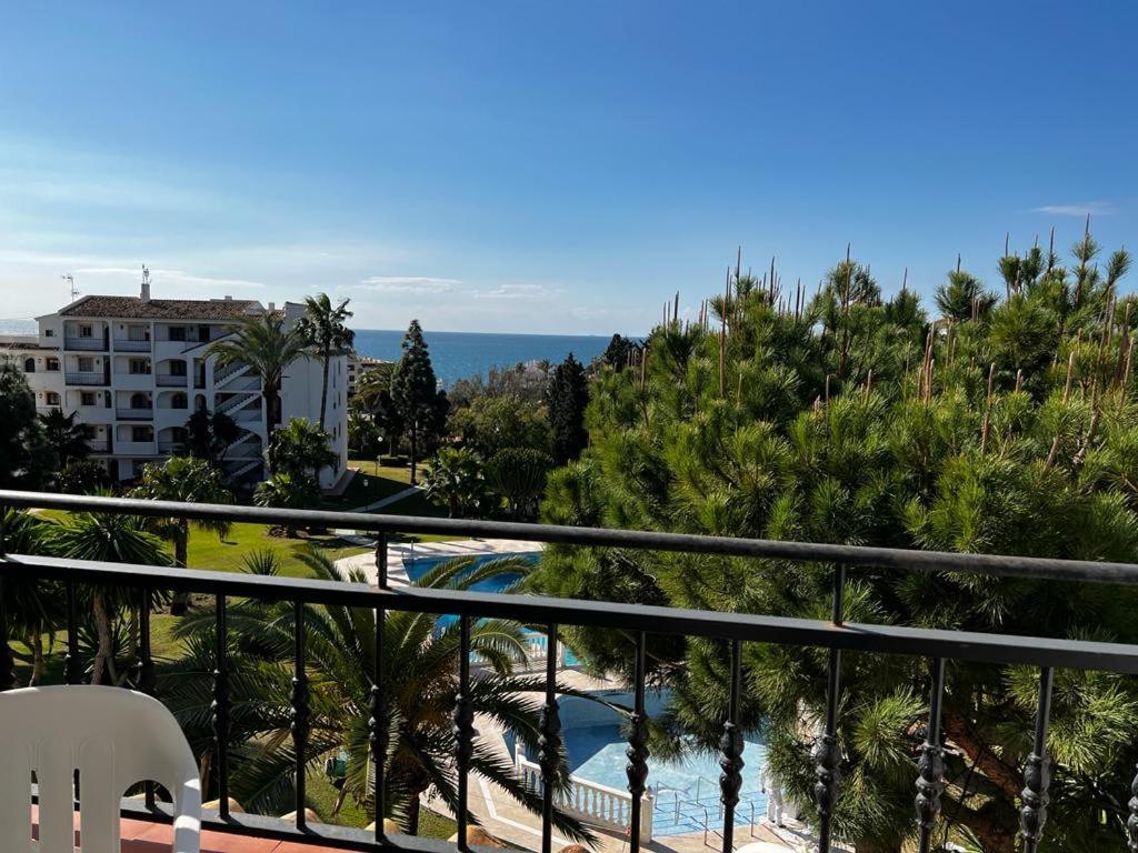 Riviera Del Mar Apartment Sitio de Calahonda エクステリア 写真