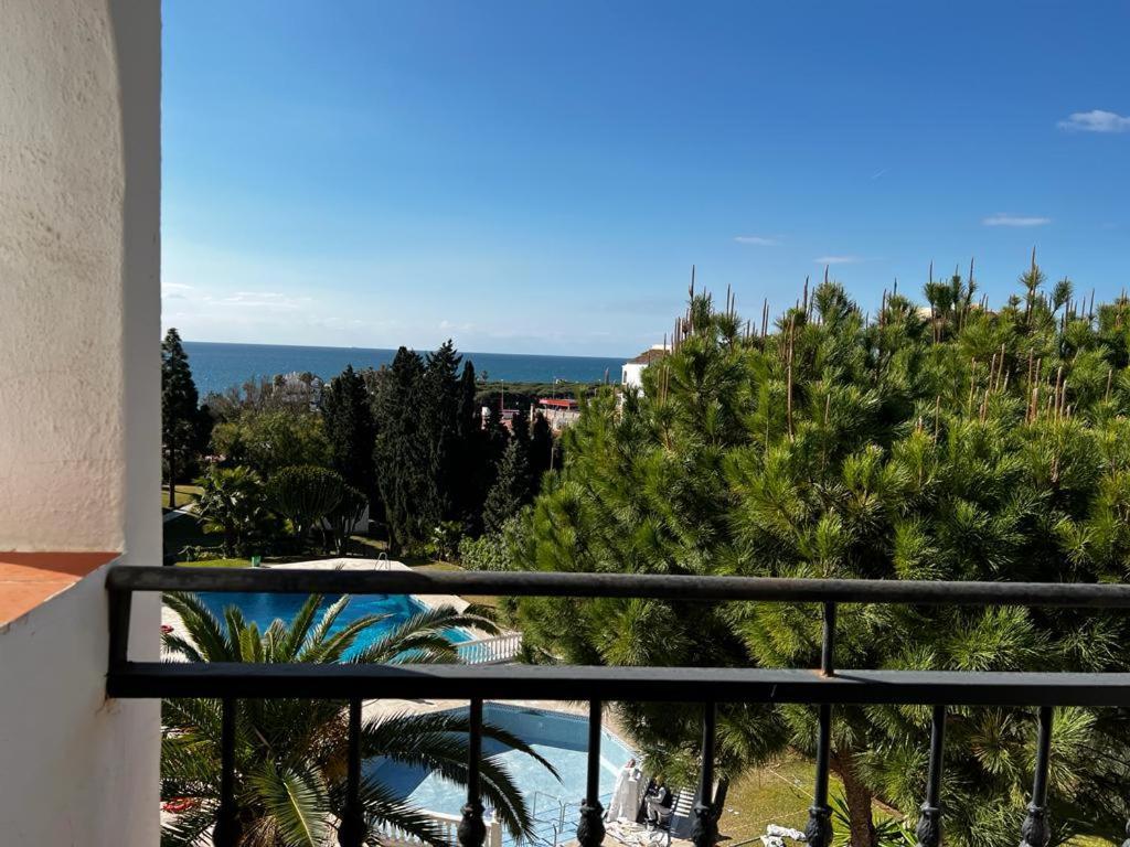 Riviera Del Mar Apartment Sitio de Calahonda エクステリア 写真