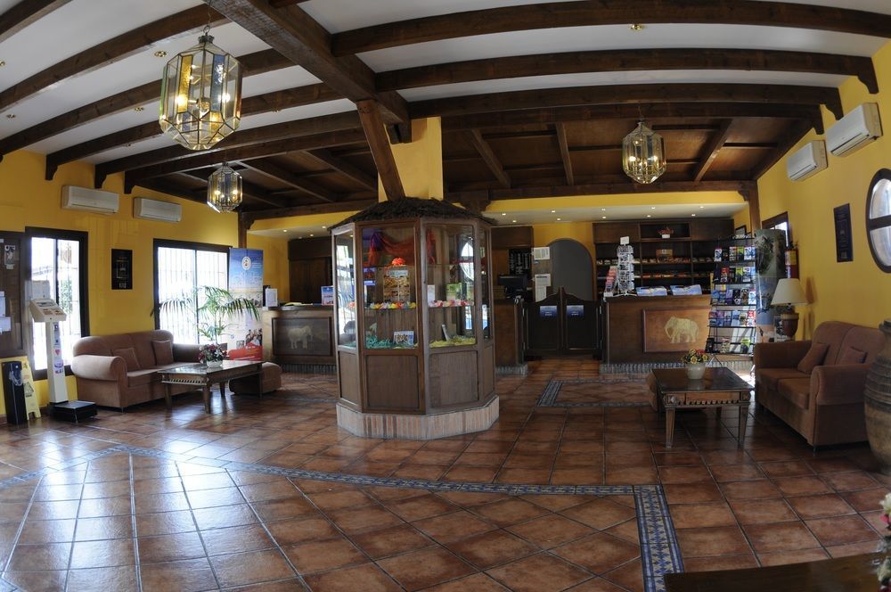Riviera Del Mar Apartment Sitio de Calahonda エクステリア 写真