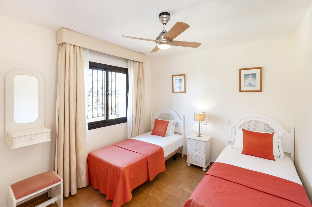 Riviera Del Mar Apartment Sitio de Calahonda エクステリア 写真