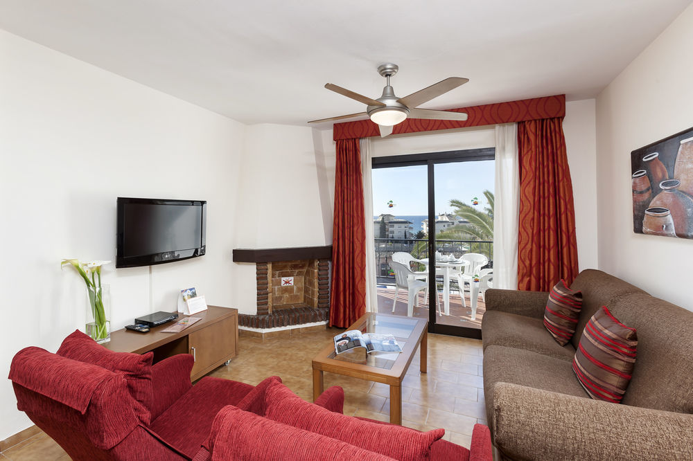 Riviera Del Mar Apartment Sitio de Calahonda エクステリア 写真
